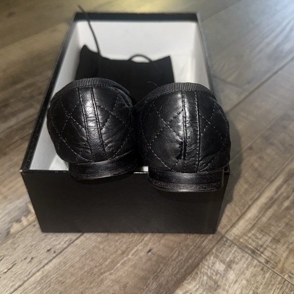 CHANEL Black Ballet Flats - Picture 4 of 5